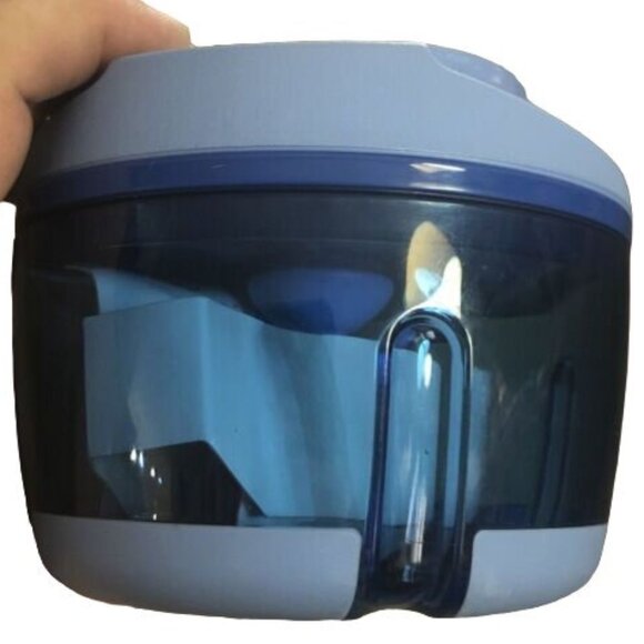 Tupperware Chop N Prep Chef Manual Food Processor Little L'il Chopper Sheer Blue - Picture 1 of 1